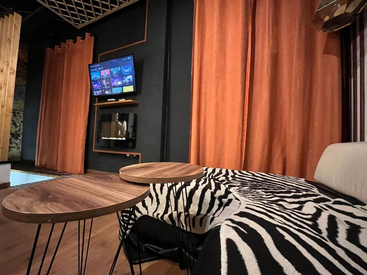 Apartamento Chic4 Luxury Gran Via Madrid Exterior foto