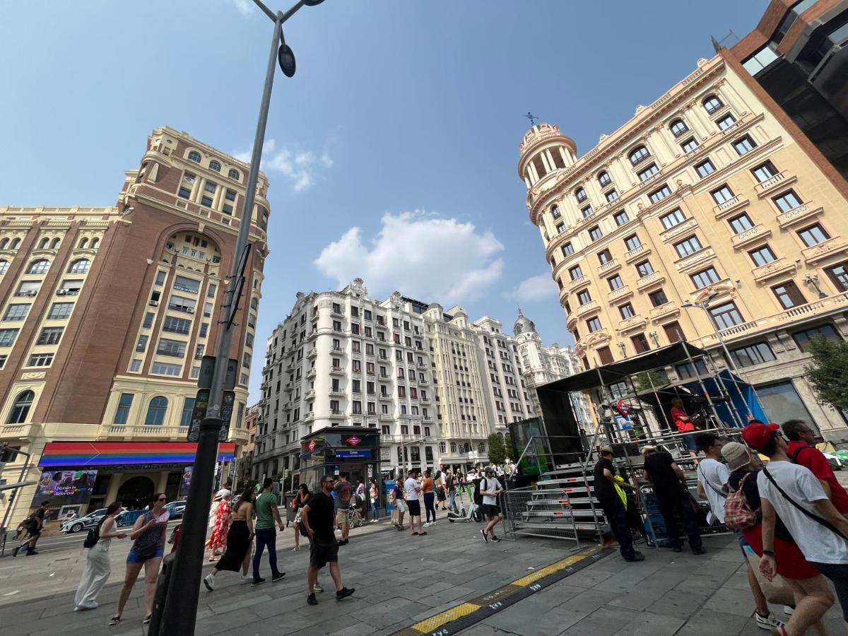 Apartamento Chic4 Luxury Gran Via Madrid Exterior foto